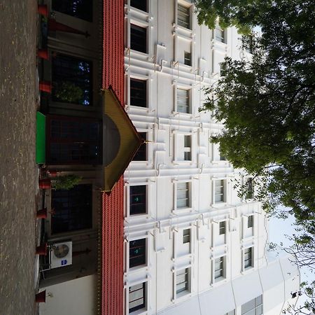 Hotel Palmyra Grand Inn 蒂鲁内尔维利 外观 照片