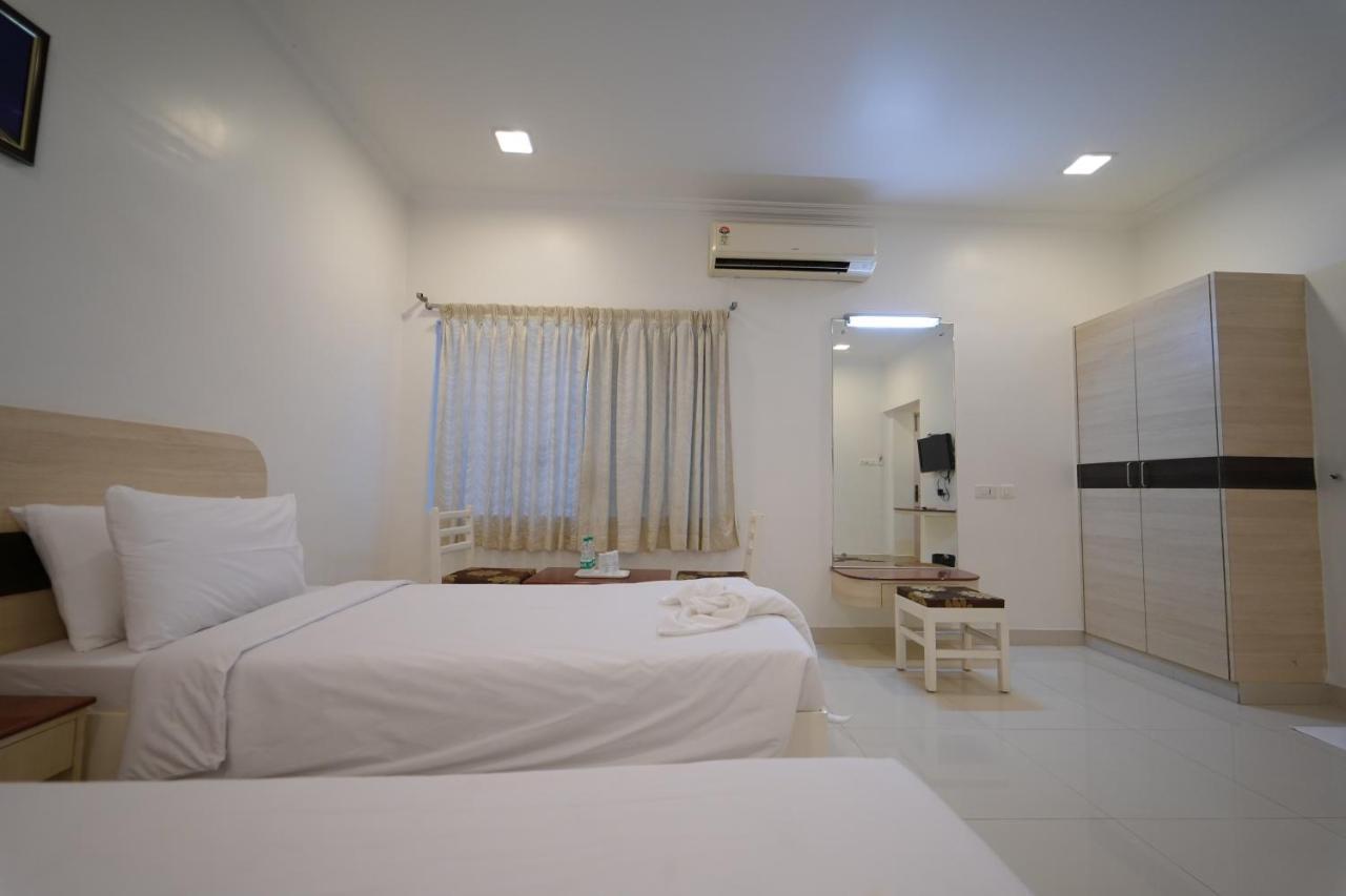 Hotel Palmyra Grand Inn 蒂鲁内尔维利 外观 照片