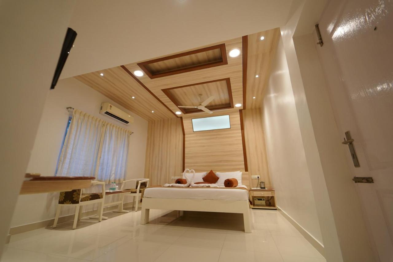 Hotel Palmyra Grand Inn 蒂鲁内尔维利 外观 照片