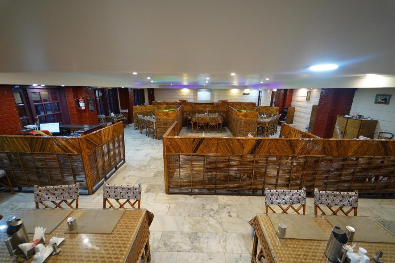 Hotel Palmyra Grand Inn 蒂鲁内尔维利 外观 照片
