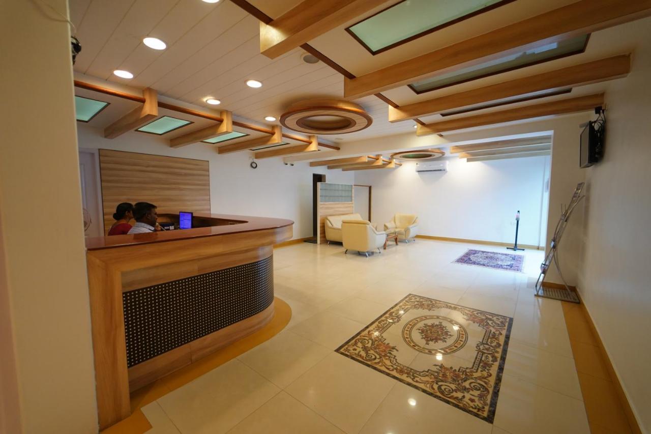 Hotel Palmyra Grand Inn 蒂鲁内尔维利 外观 照片