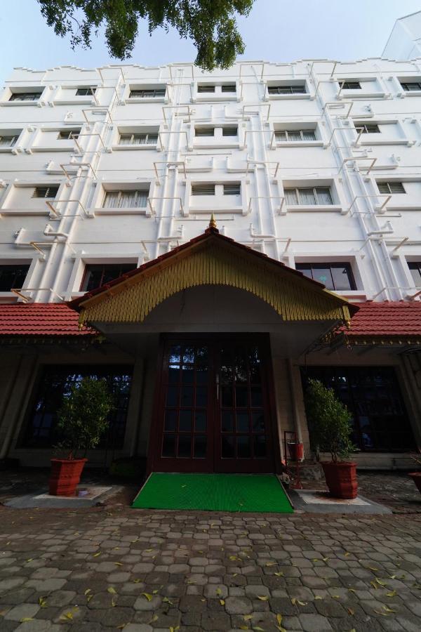 Hotel Palmyra Grand Inn 蒂鲁内尔维利 外观 照片