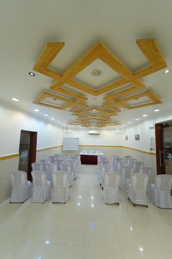 Hotel Palmyra Grand Inn 蒂鲁内尔维利 外观 照片