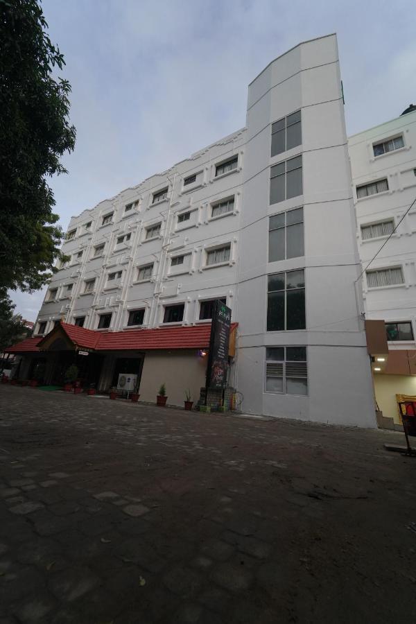 Hotel Palmyra Grand Inn 蒂鲁内尔维利 外观 照片