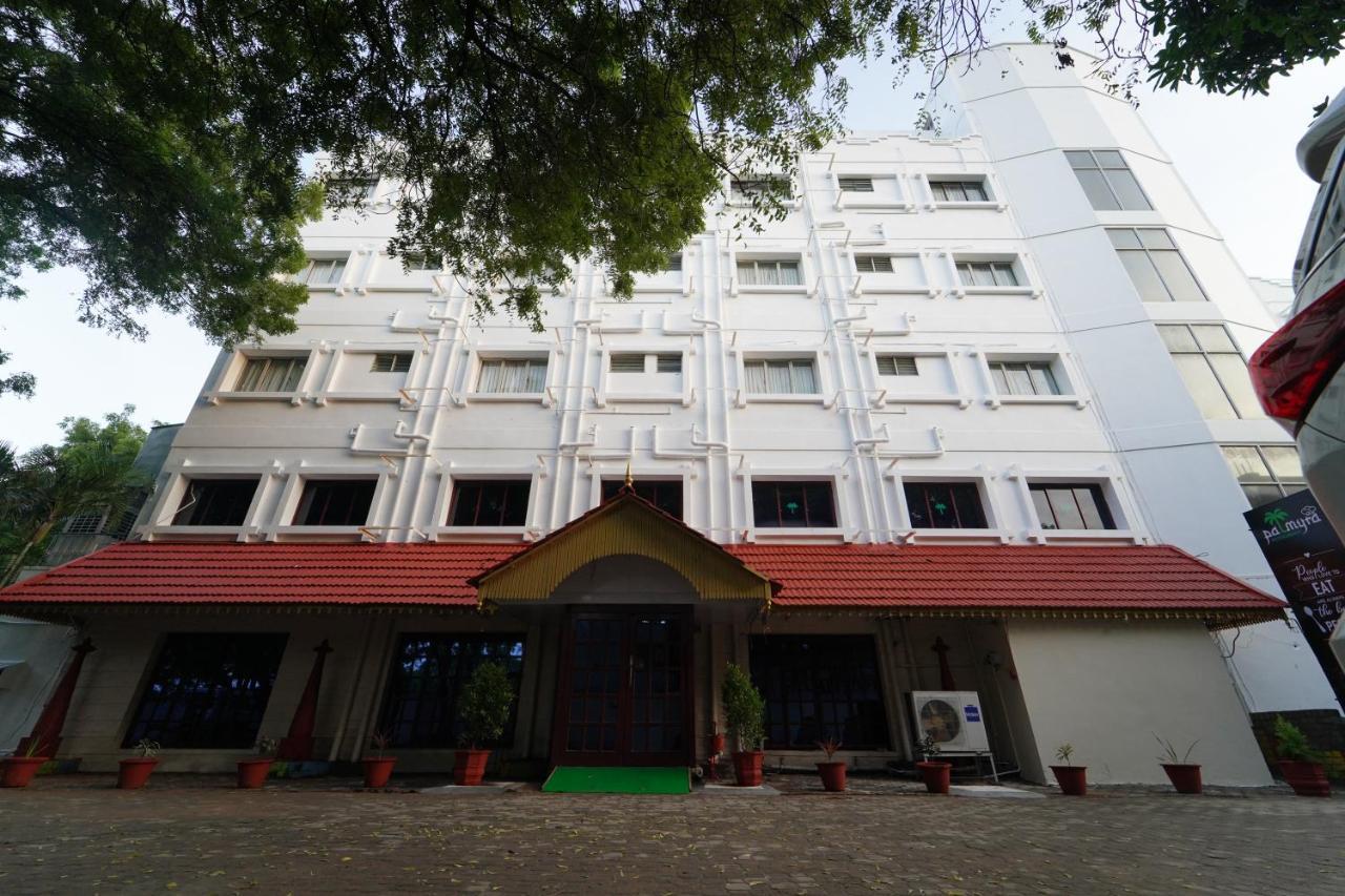 Hotel Palmyra Grand Inn 蒂鲁内尔维利 外观 照片