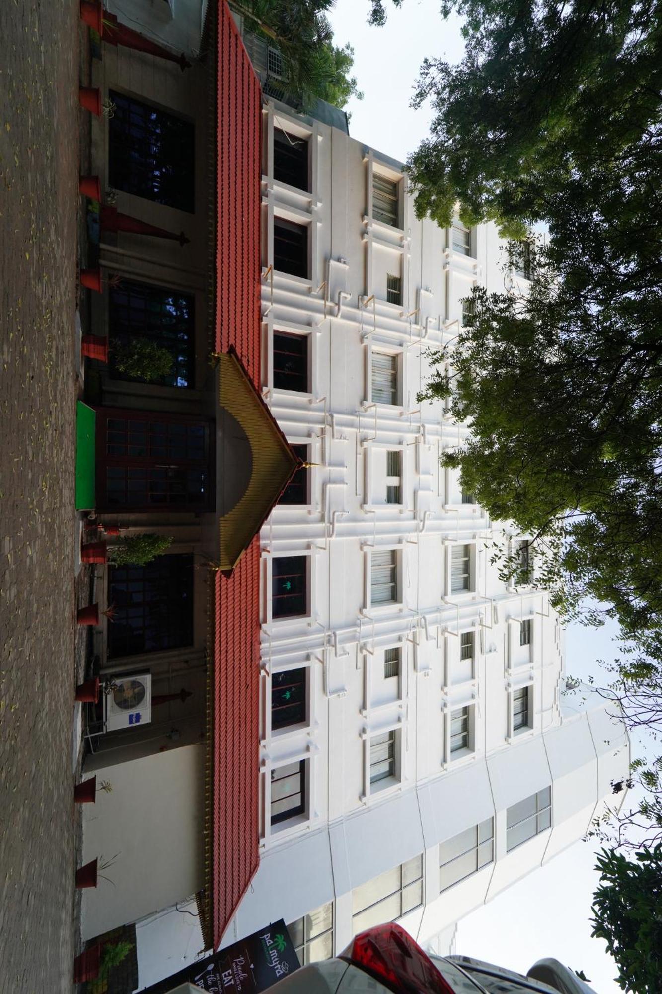 Hotel Palmyra Grand Inn 蒂鲁内尔维利 外观 照片